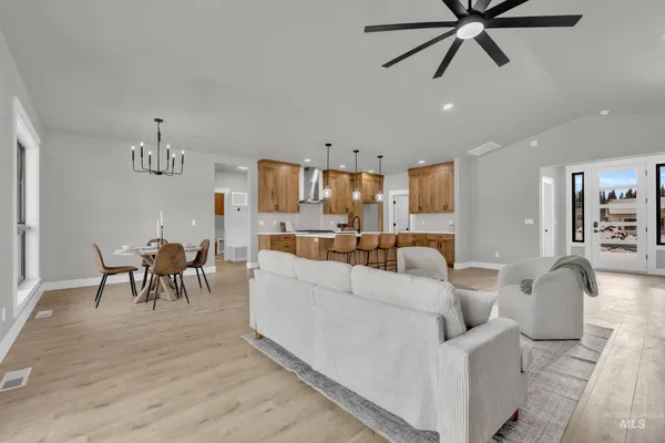 $1,090,000 | 1107 Mo's Way, McCall, ID 83638