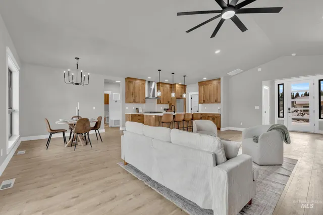 $1,275,000 | 1107 Mo's Way, McCall, ID 83638