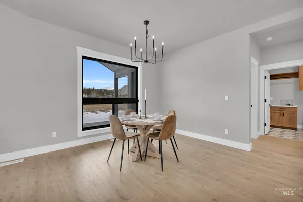 $1,090,000 | 1107 Mo's Way, McCall, ID 83638