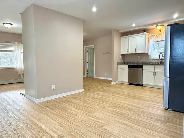 $3,100 | 32 Jerry Way, Unit FRONT, Taunton, MA 02780