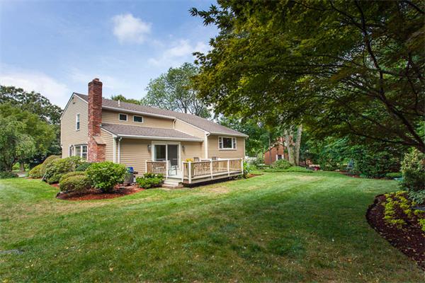 39 Circle Road Lexington, MA 02420 - Photo 23 of 24 a front view of a house with garden
