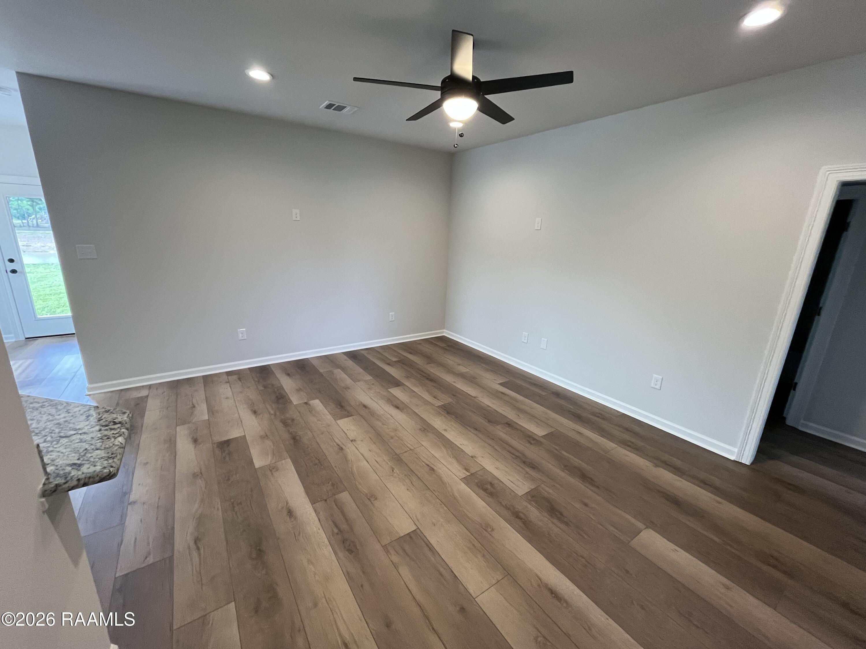 118 Ember Rdg Lane Duson, LA 70529 - Photo 7 of 10 LIVING ROOM