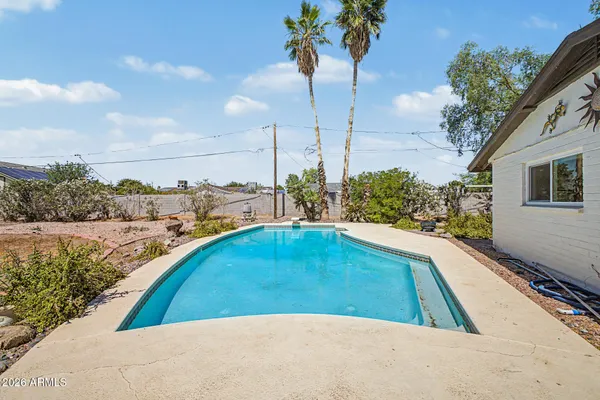 $590,000 | 2552 East Brown Road, Mesa, AZ 85213