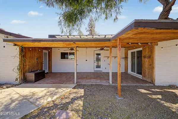 $590,000 | 2552 East Brown Road, Mesa, AZ 85213