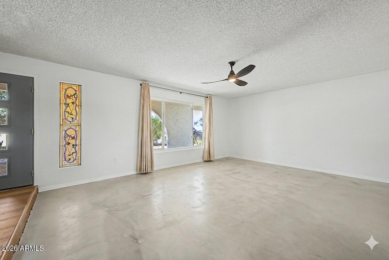 2552 East Brown Road Mesa, AZ 85213 - Photo 8 of 37 Living Room-1