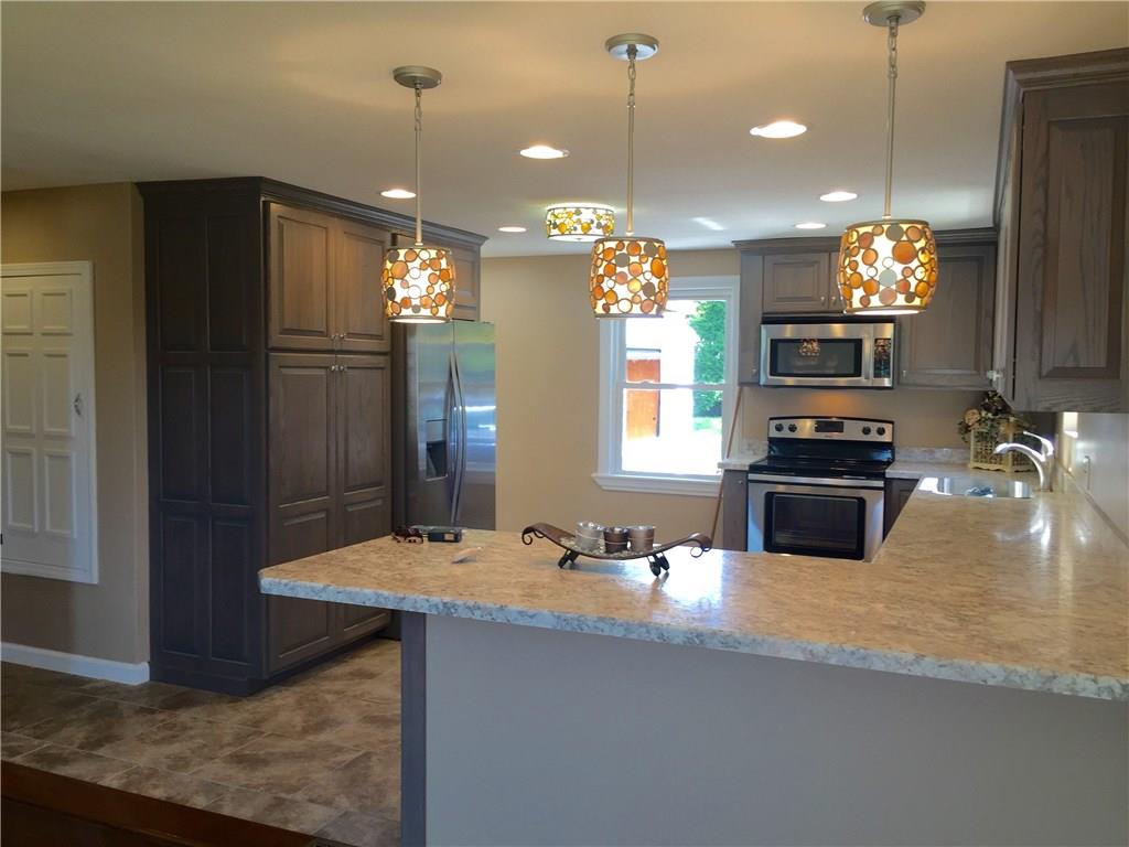 1427 Old Butler Road New Castle, PA 16101 - Photo 4 of 15