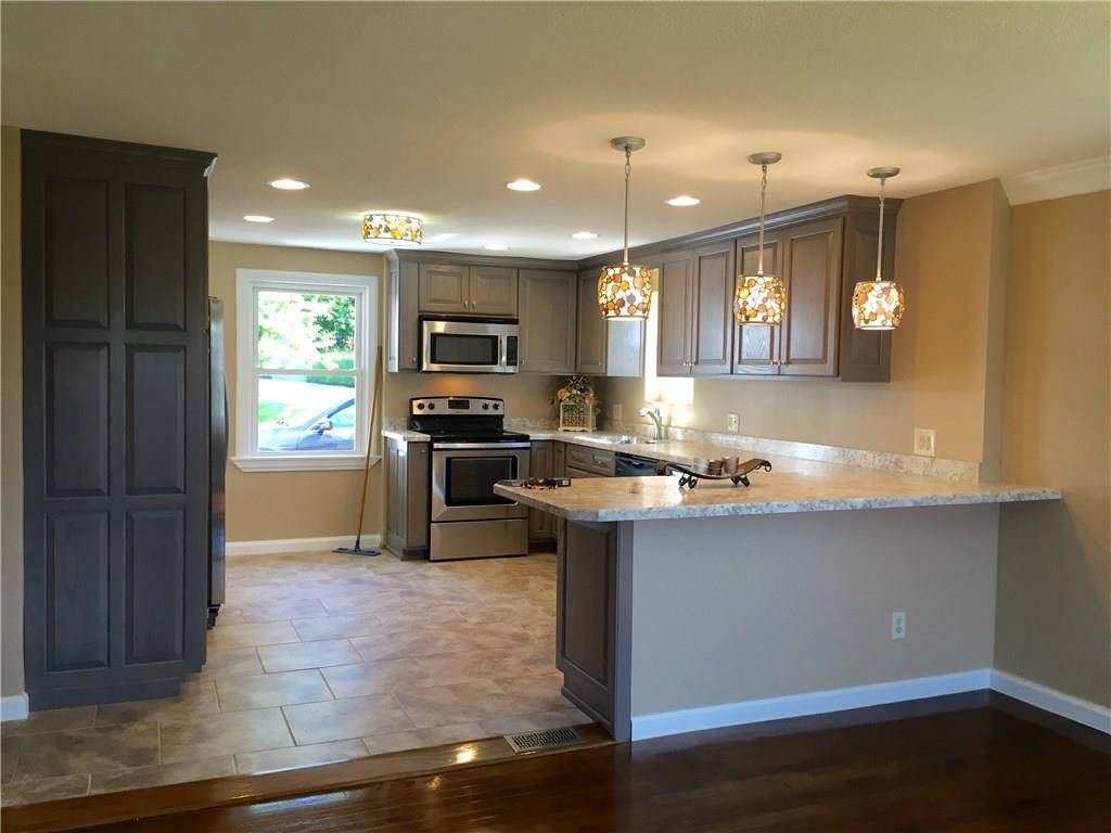 1427 Old Butler Road New Castle, PA 16101 - Photo 5 of 15