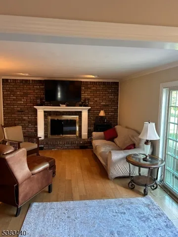 $825,000 | 10 Fredrick Court, Hillsborough, NJ 08844