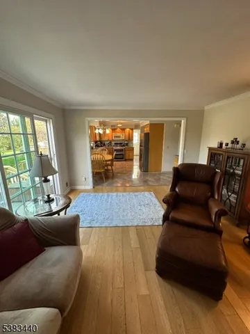 $825,000 | 10 Fredrick Court, Hillsborough, NJ 08844