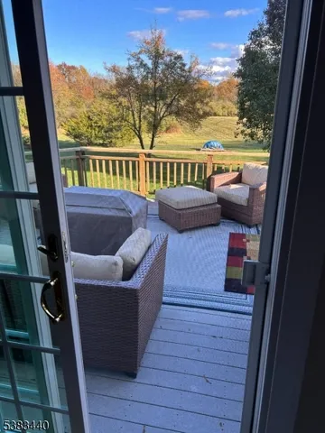 $825,000 | 10 Fredrick Court, Hillsborough, NJ 08844