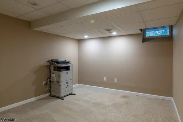 $825,000 | 10 Fredrick Court, Hillsborough, NJ 08844