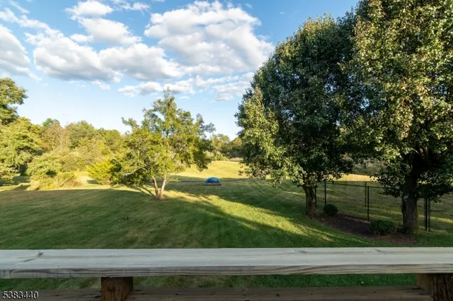 $825,000 | 10 Fredrick Court, Hillsborough, NJ 08844