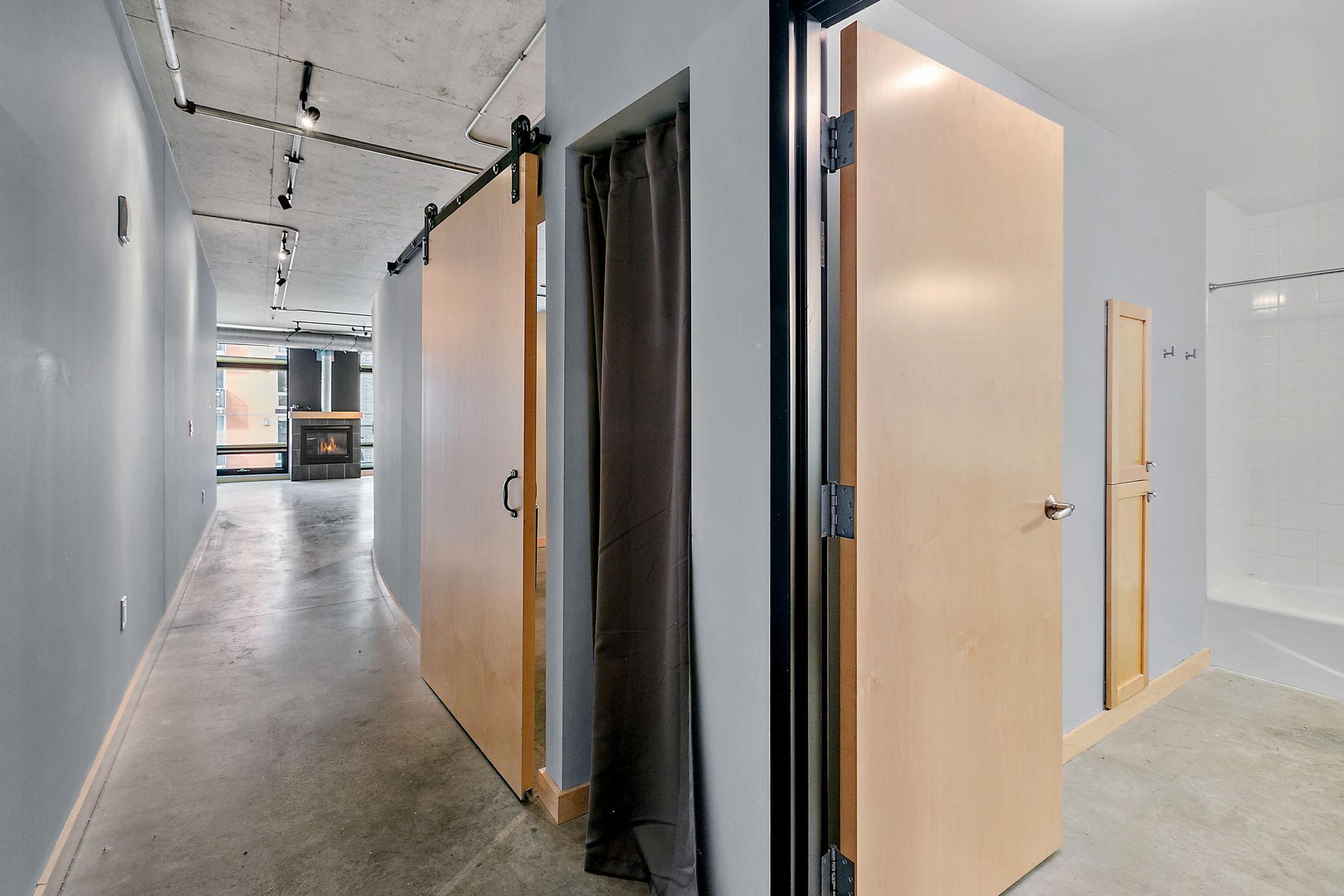 720 North 4th Street, Unit 403 Minneapolis, MN 55401 - Photo 14 of 27