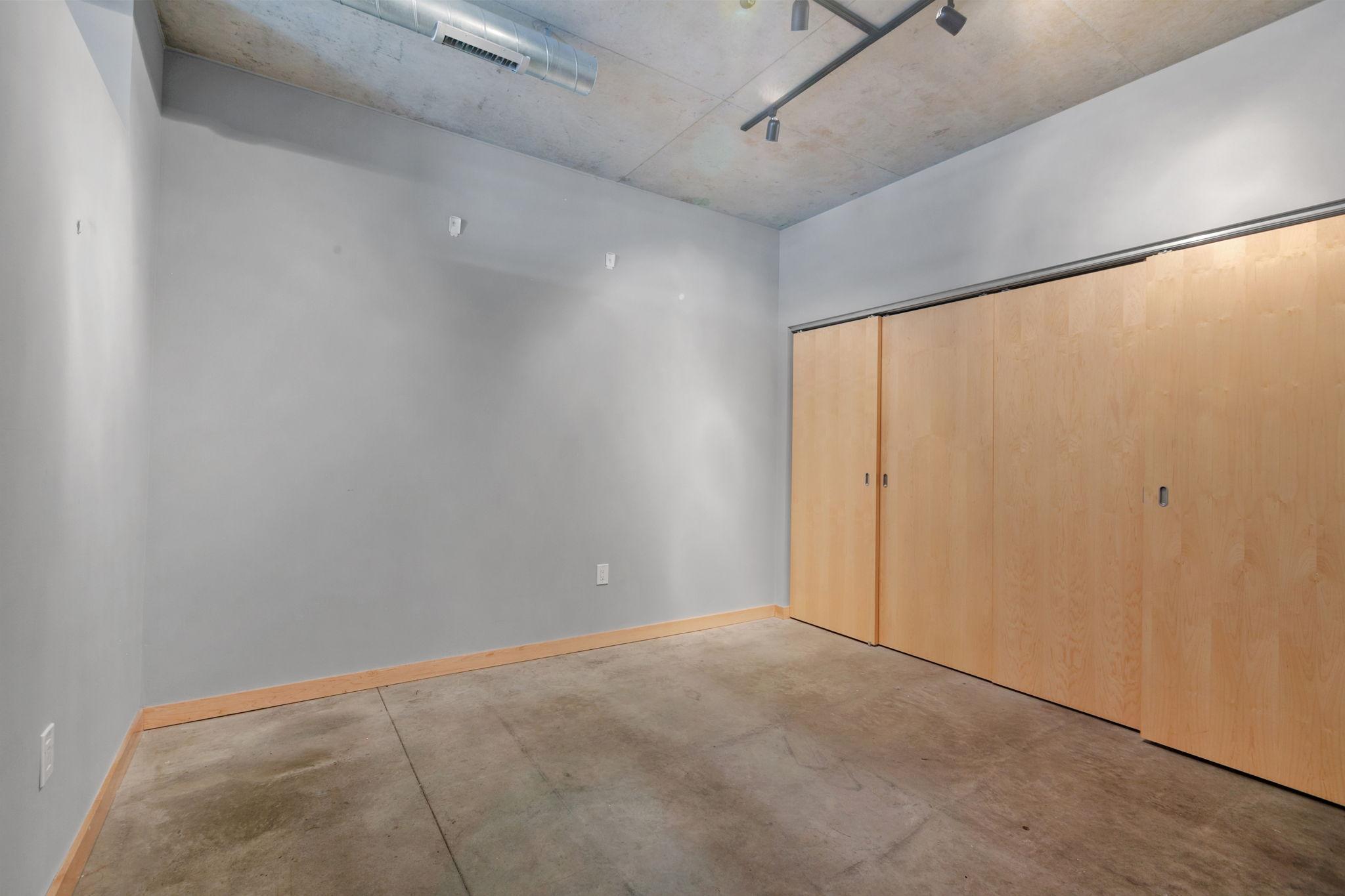 720 North 4th Street, Unit 403 Minneapolis, MN 55401 - Photo 9 of 27