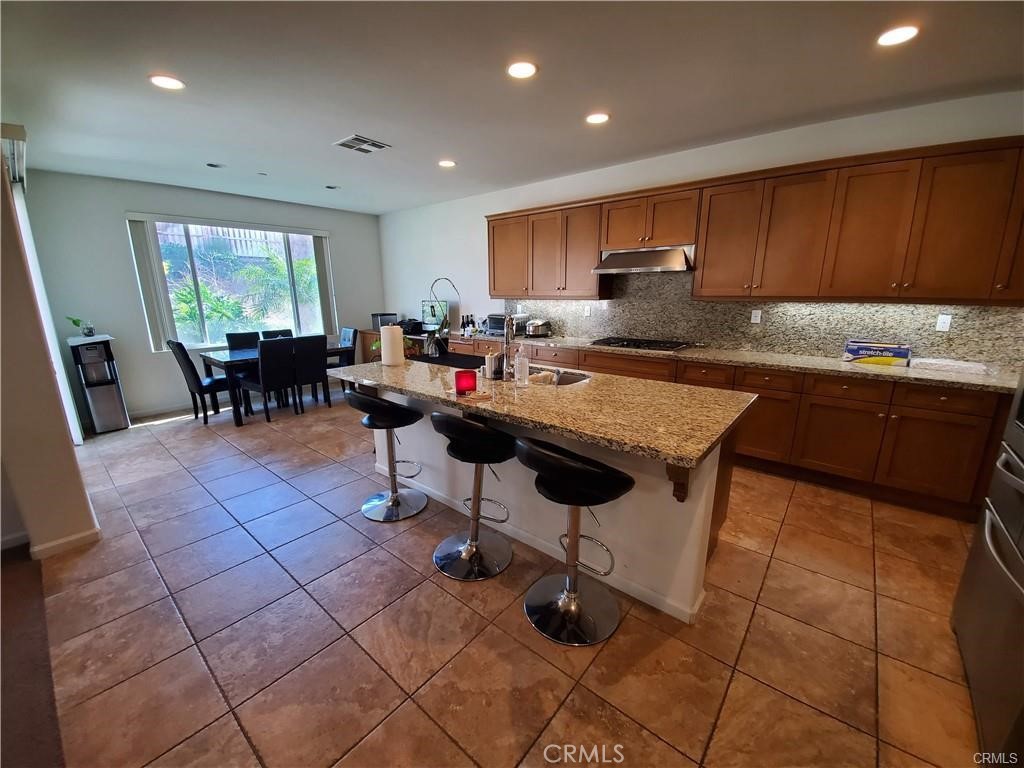 10926 Playa Del Sol Riverside, CA 92503 - Photo 15 of 18 Kitchen