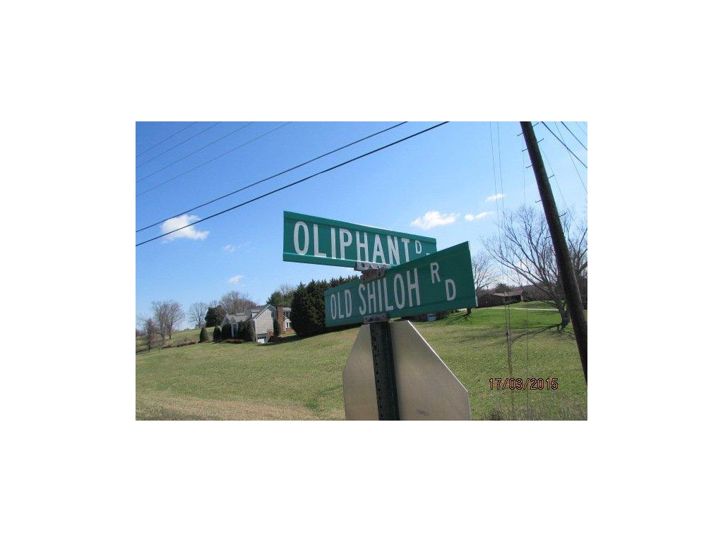 Corner Oliphant Old Shiloh