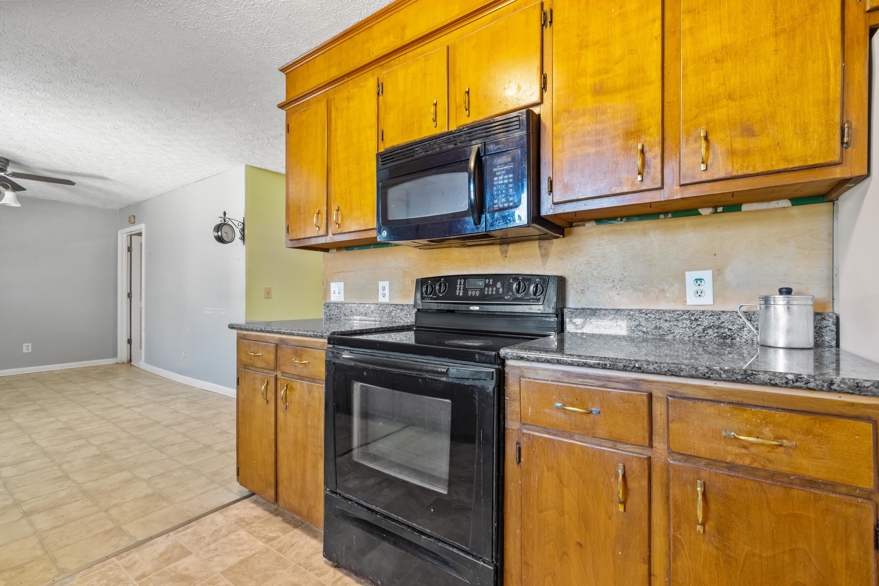 1505 Jenkins Drive Conway, SC 29527 - Photo 12 of 34
