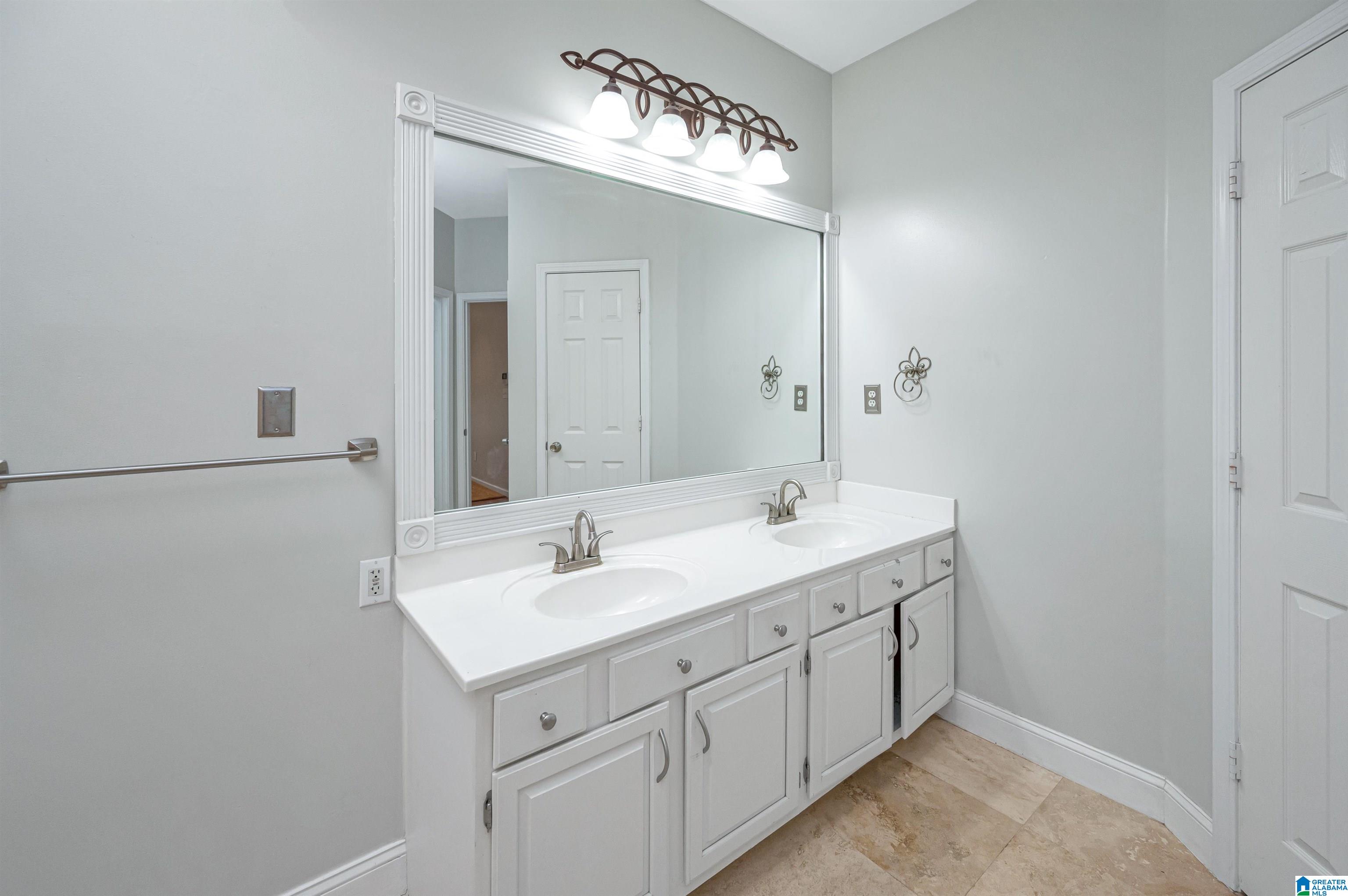 1104 Berwick Road Birmingham, AL 35242 - Photo 22 of 41