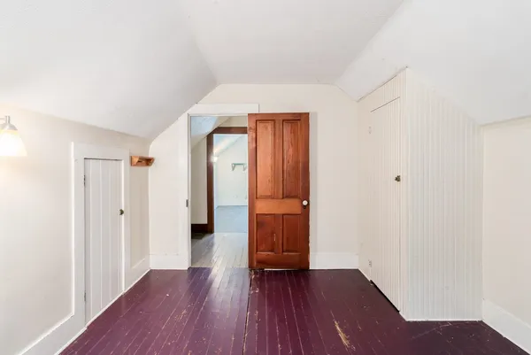 $750 | 805 Pine Street, Halstead, KS 67056