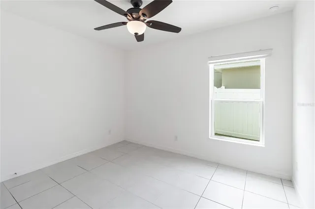 $2,350 | 928 Avenal Lane, Davenport, FL 33837