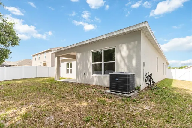 $2,350 | 928 Avenal Lane, Davenport, FL 33837
