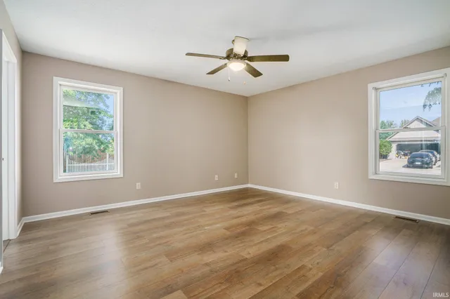 $342,500 | 1235 Mintcrest Drive, Goshen, IN 46526