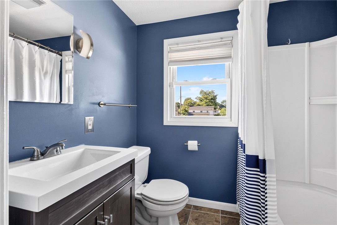 220 Barry Road Irondequoit, NY 14617 - Photo 25 of 34