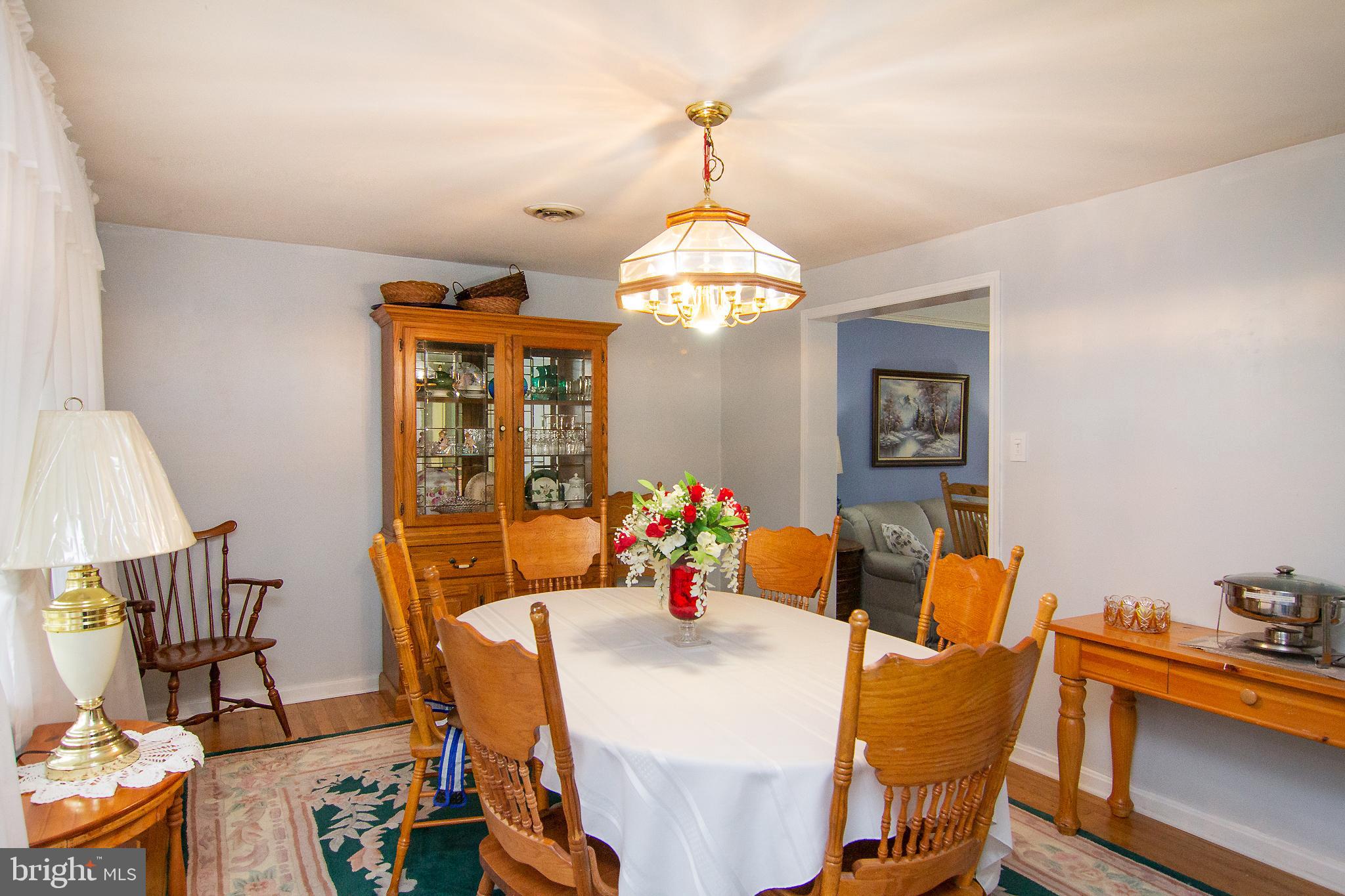 8124 Conduit Road Baltimore, MD 21234 - Photo 6 of 30 DINING ROOM