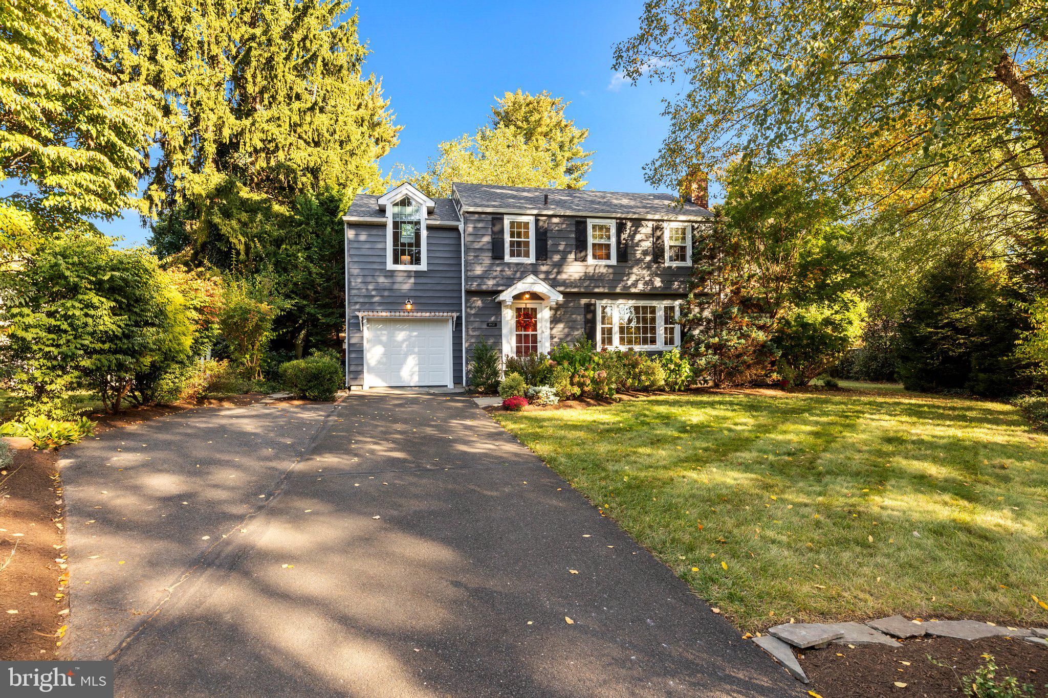 1802 Wrightfield Road Yardley, PA 19067 - Photo 3 of 44