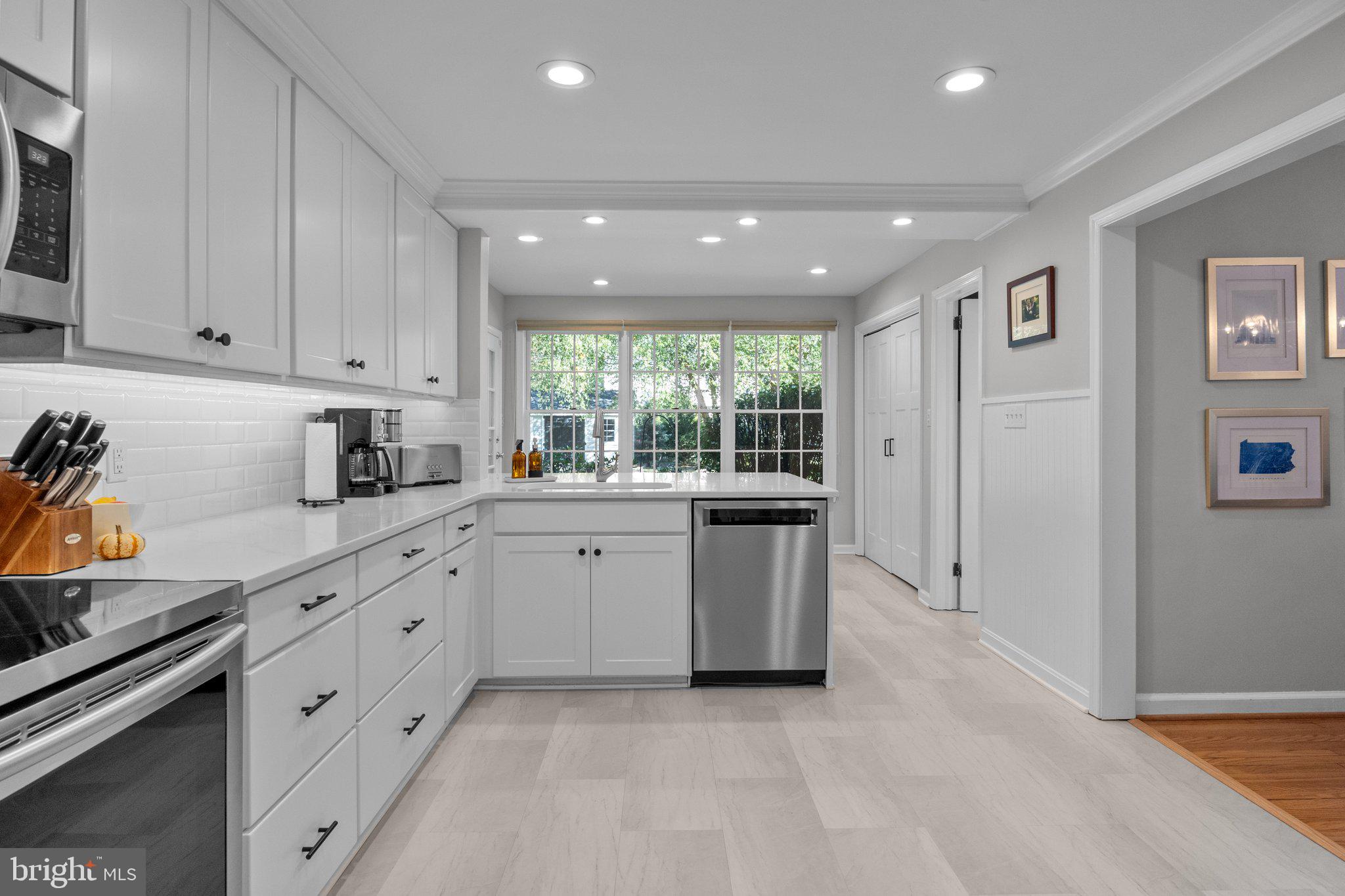 1802 Wrightfield Road Yardley, PA 19067 - Photo 10 of 44