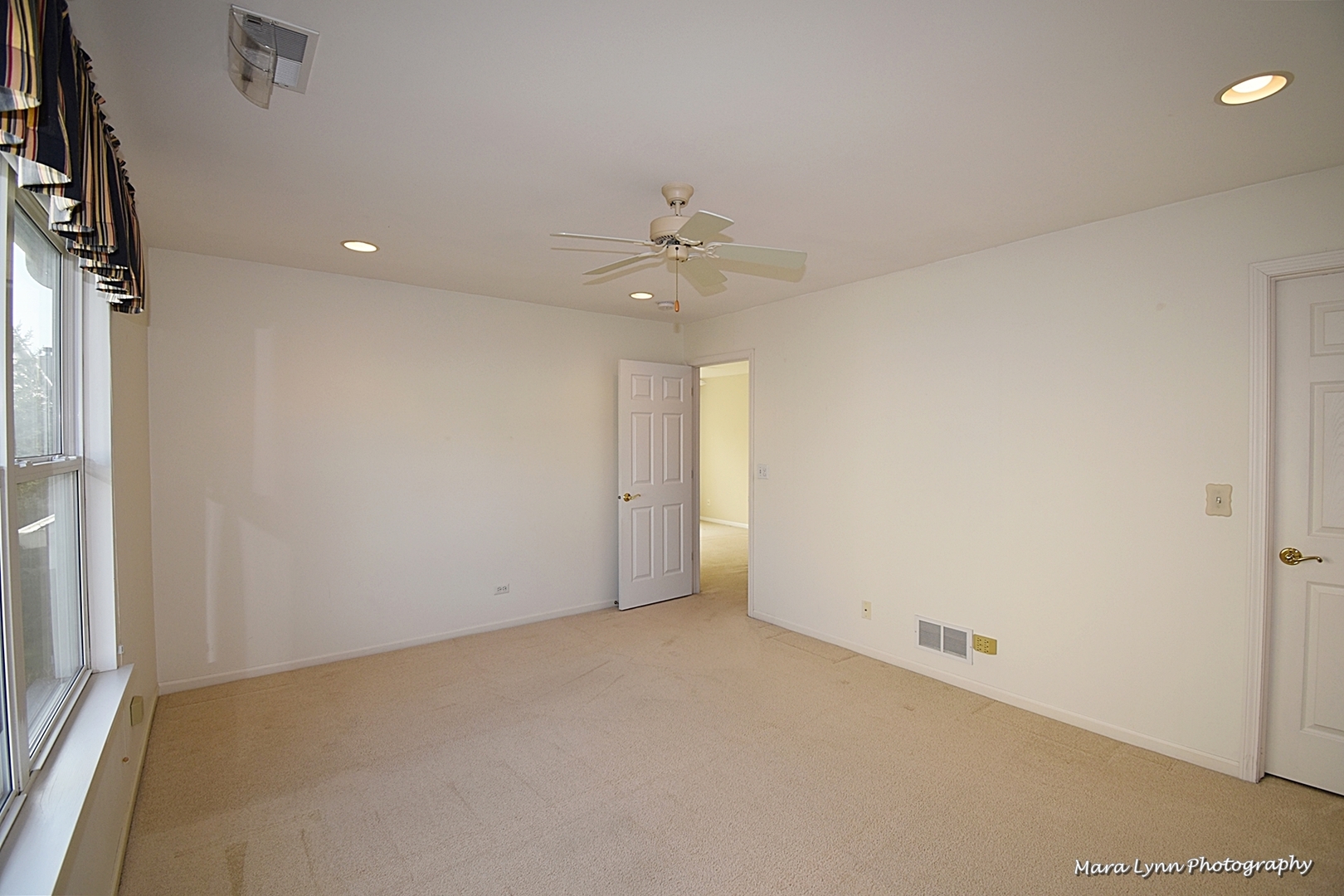 3202 Raphael Court St. Charles, IL 60175 - Photo 12 of 17
