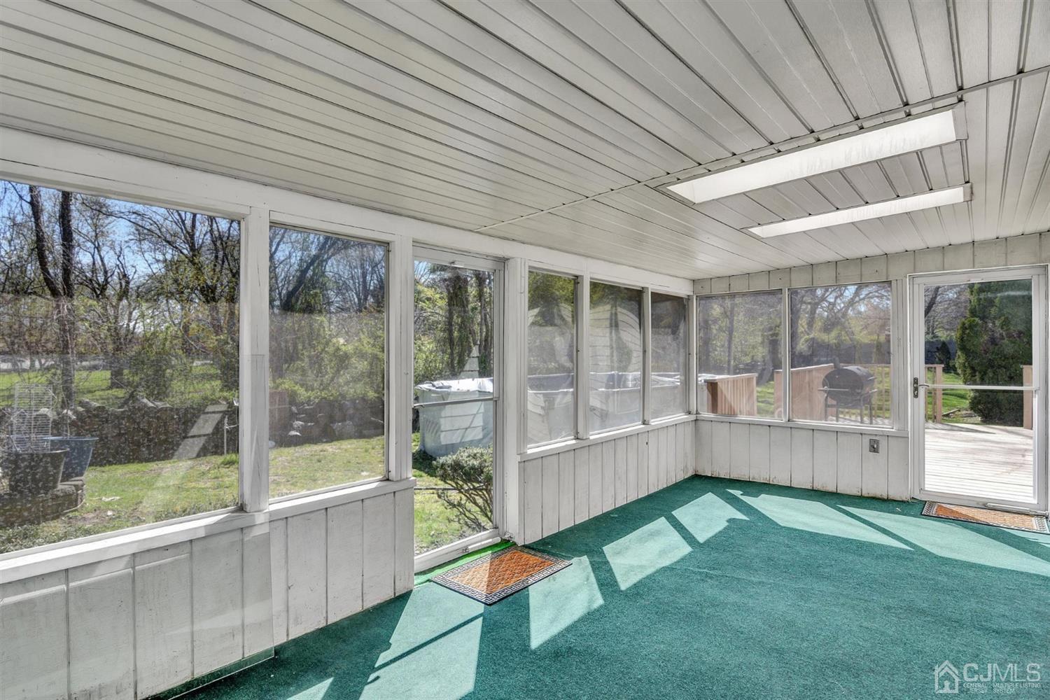 8 Innes Road East Brunswick, NJ 08816 - Photo 16 of 32