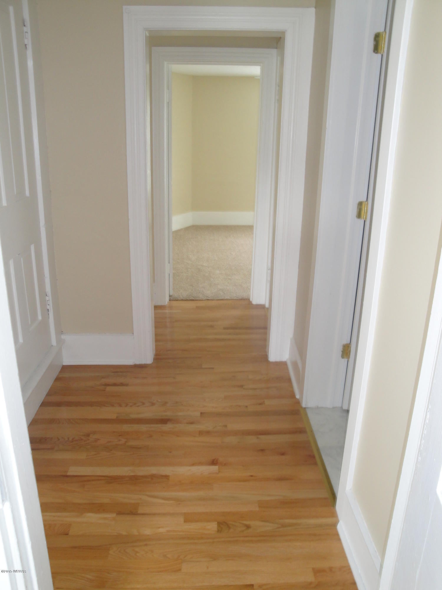 232 Wells Road Williamsport, PA 17702 - Photo 23 of 37 2nd Floor Hallway