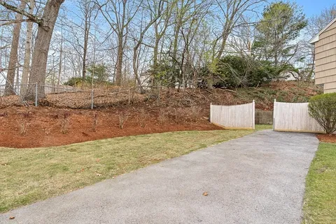 $649,000 | 2 George Road, Unit 2, Winchester, MA 01890