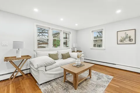 $649,000 | 2 George Road, Unit 2, Winchester, MA 01890