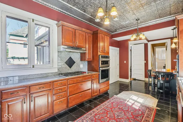 $650,000 | 1610 North Delaware Street, Indianapolis, IN 46202