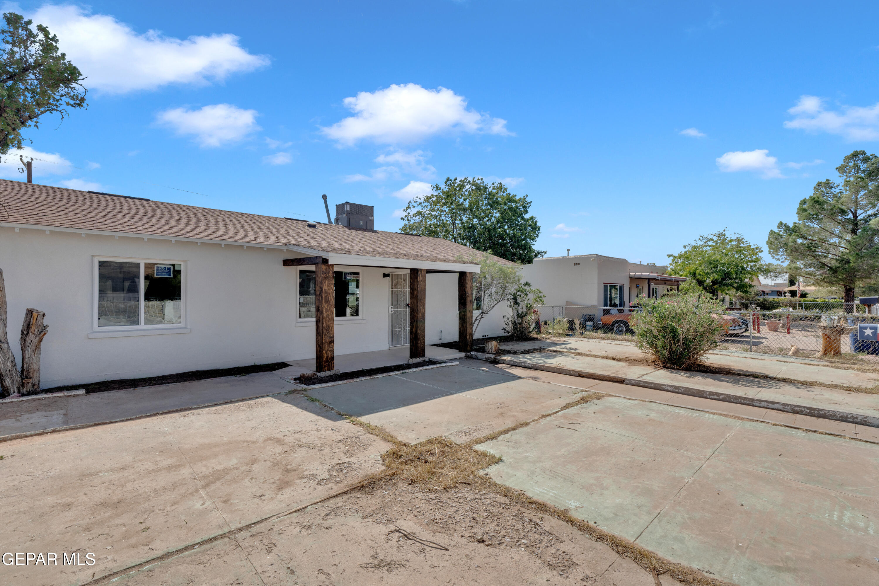 7718 Parral Drive El Paso, TX 79915 - Photo 1 of 30 3 (1)