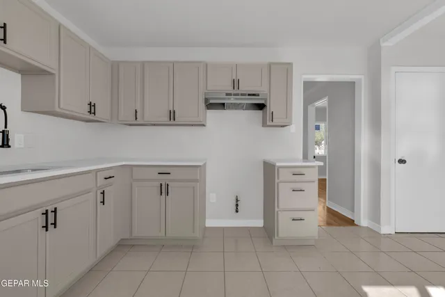 $189,000 | 7718 Parral Drive, El Paso, TX 79915