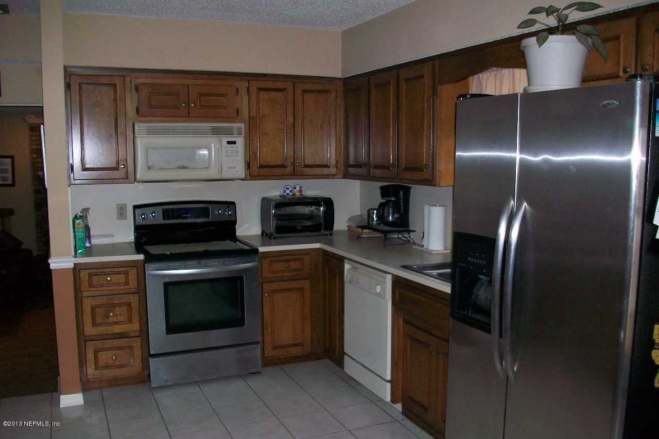 920 Ridgeway Court Orange Park, FL 32065 - Photo 12 of 23 Kitchen