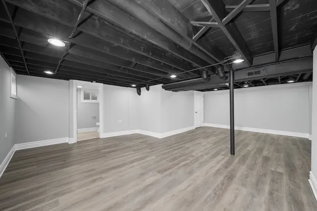 $419,900 | 9624 West Shore Drive, Oak Lawn, IL 60453