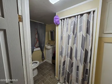 $73,900 | 319 St Anne Street, Carencro, LA 70520