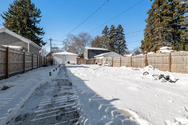 $209,000 | 2016 North 9th Street, Sheboygan, WI 53081