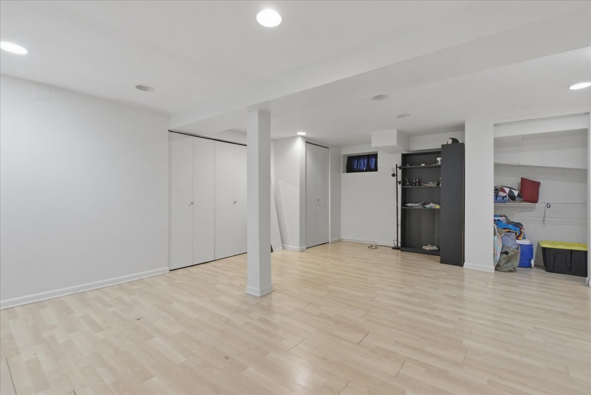 3716 North Wayne Avenue, Unit GR Chicago, IL 60613 - Photo 8 of 10 a view of an empty room