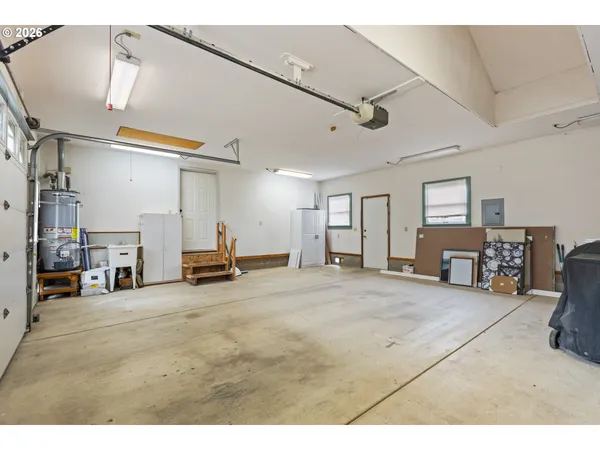 $570,472 | 3730 Amber Lane, Roseburg, OR 97471