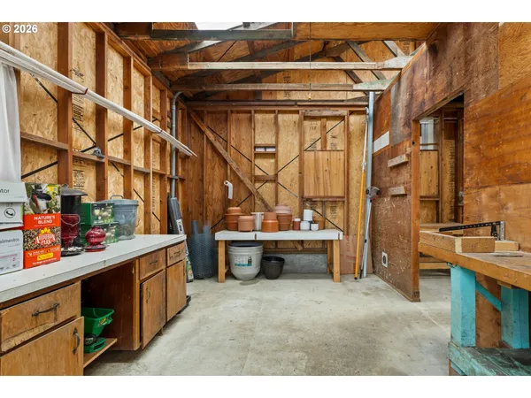 $570,472 | 3730 Amber Lane, Roseburg, OR 97471
