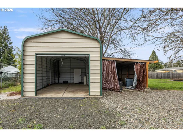 $570,472 | 3730 Amber Lane, Roseburg, OR 97471