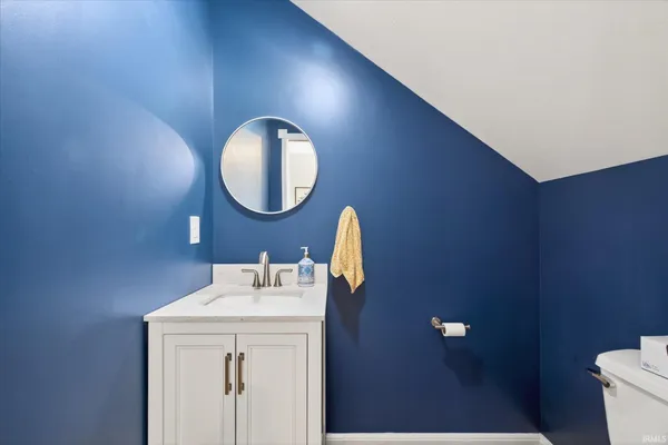 $885,000 | 600 North Lower Birdie Galyan Road, Bloomington, IN 47408