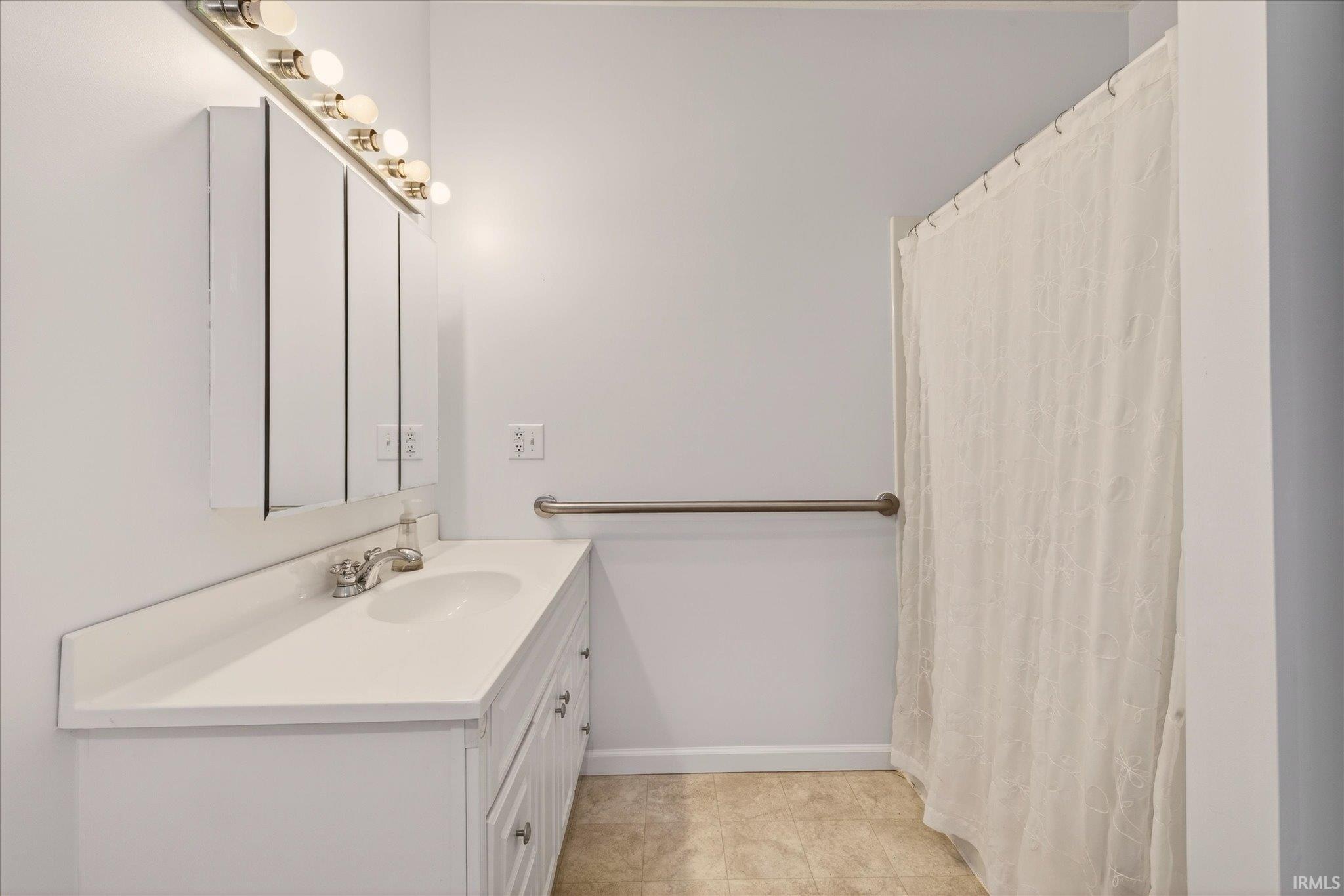 600 North Lower Birdie Galyan Road Bloomington, IN 47408 - Photo 16 of 31