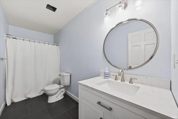 $885,000 | 600 North Lower Birdie Galyan Road, Bloomington, IN 47408