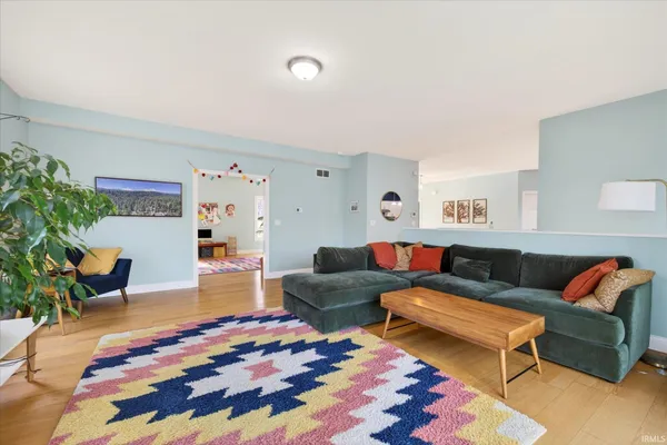 $885,000 | 600 North Lower Birdie Galyan Road, Bloomington, IN 47408